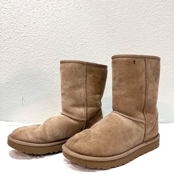 UGG BOOTS - Picture 2 of 7